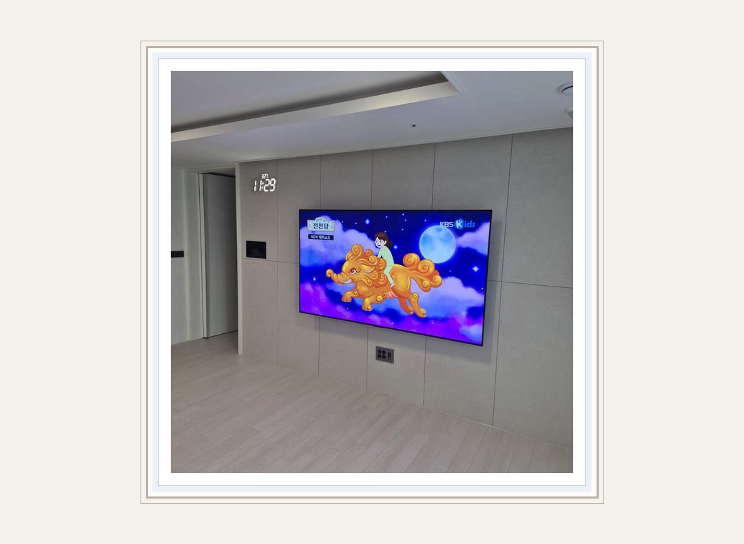 고양시 · 덕양구 TV 이전설치와 선숨김 참고 이미지 3 · 기존 브라켓 나사 재사용 관련 점검