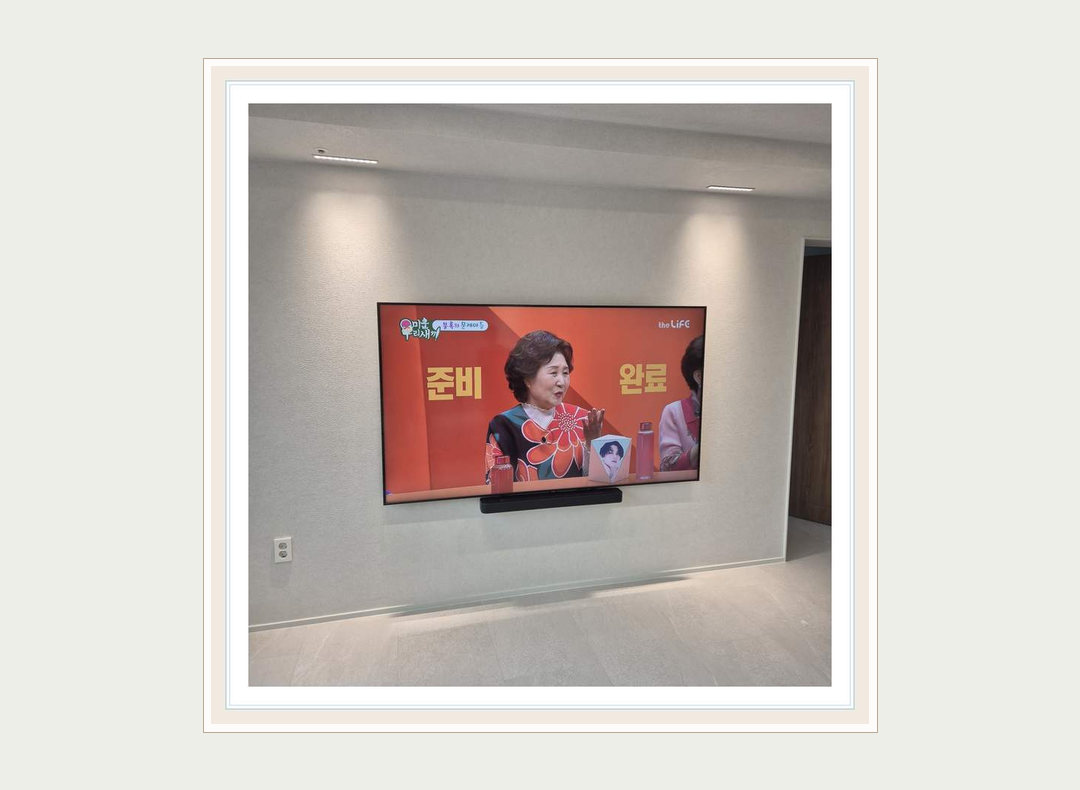 은평구 · 서대문구 TV 이전설치와 선숨김 참고 이미지 2 · 오래된 TV 나사 점검 관련 점검